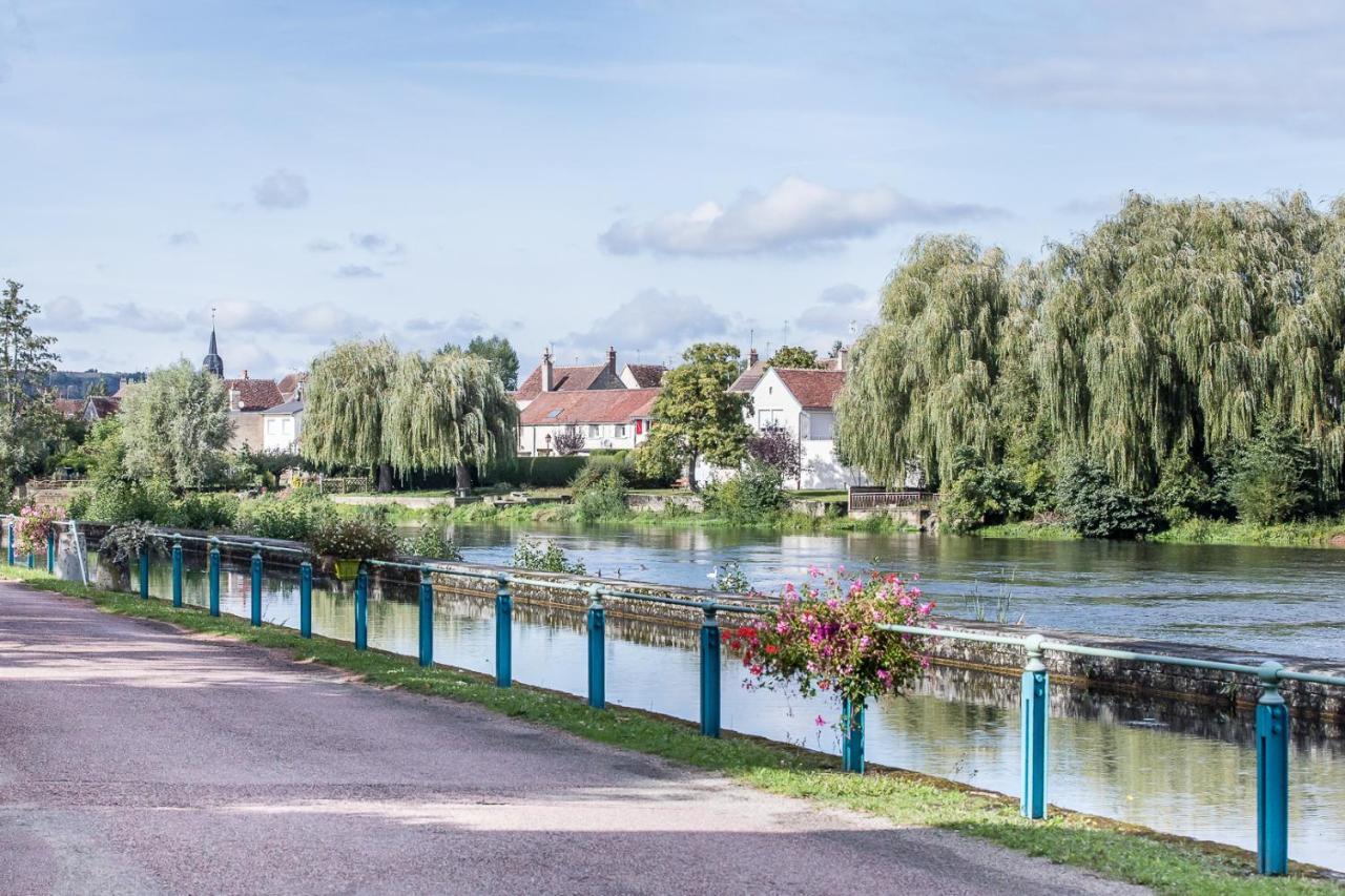 Entre Canal Et Vignes Bed and Breakfast Escolives-Sainte-Camille Exterior foto