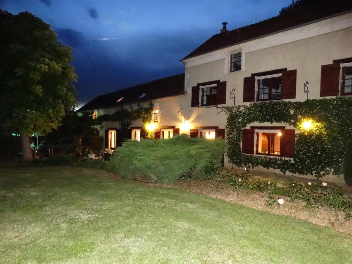 Entre Canal Et Vignes Bed and Breakfast Escolives-Sainte-Camille Exterior foto